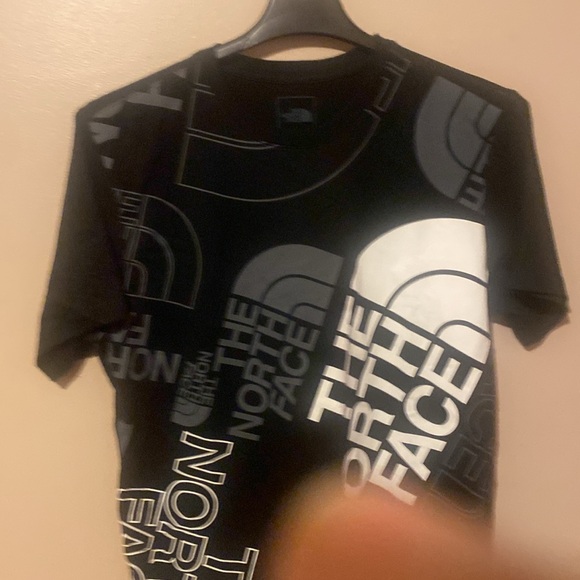 Brand New Men’s North Face Tee Shirt - Picture 3 of 5